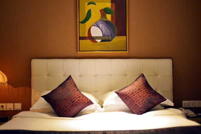 Kingtown Hotel Hongmei Shanghai Exterior foto