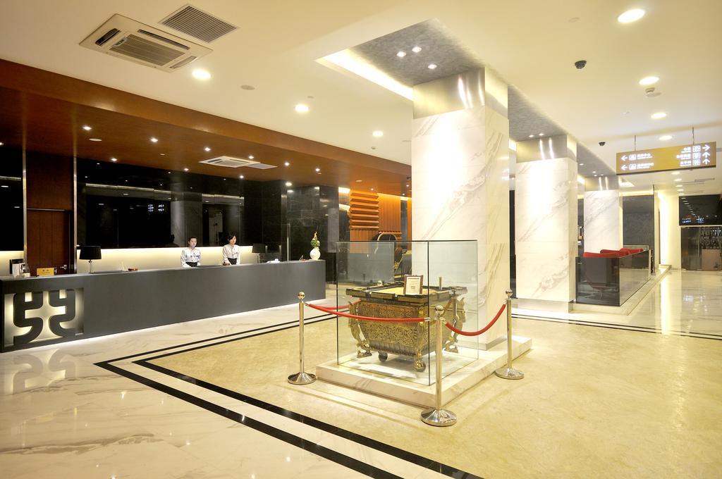 Kingtown Hotel Hongmei Shanghai Exterior foto